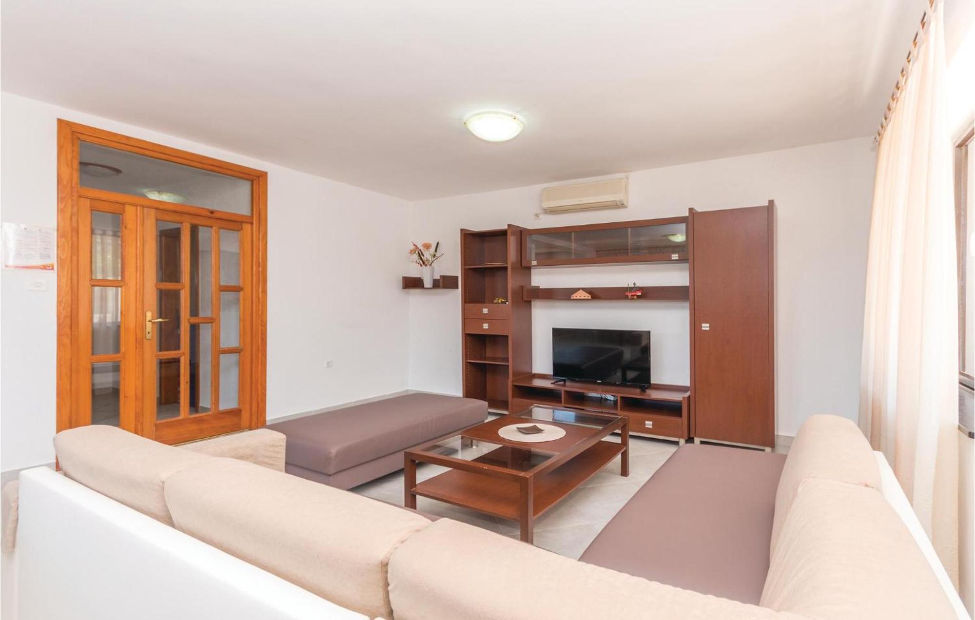 Gorgeous Home In Bibinje With House Sea View Екстериор снимка