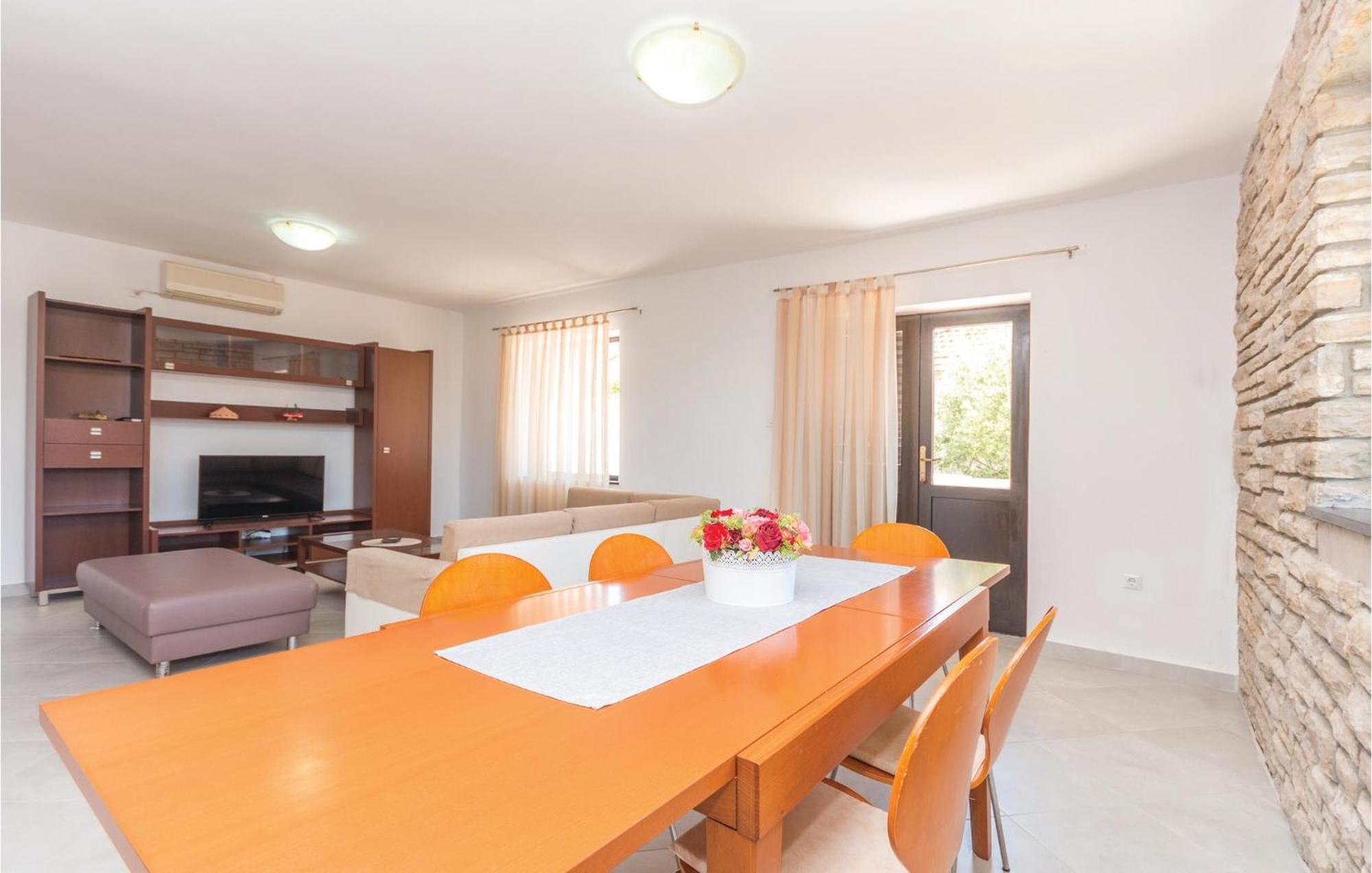 Gorgeous Home In Bibinje With House Sea View Екстериор снимка